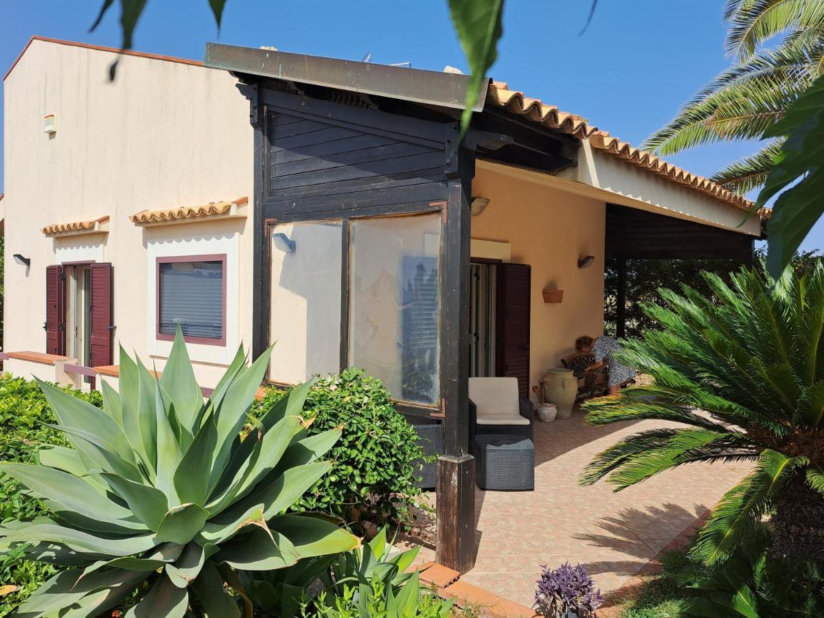 Casa Migliorisi A Marina Di Ragusa Per Vacanze Exterior photo